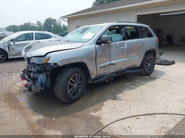 2017 JEEP GRAND CHEROKEE TRAILHAWK 2