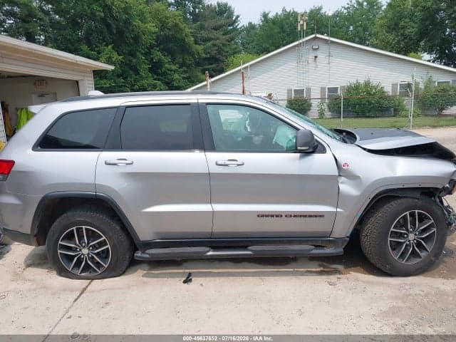 2017 JEEP GRAND CHEROKEE TRAILHAWK 13