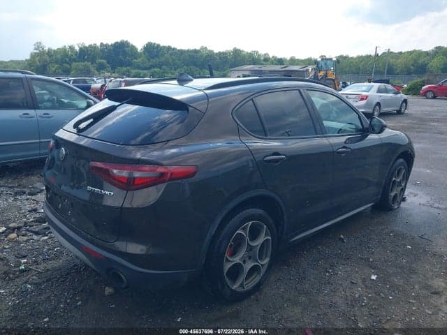 2018 ALFA ROMEO STELVIO SPORT AWD 4