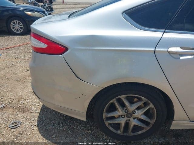 2016 FORD FUSION SE 12