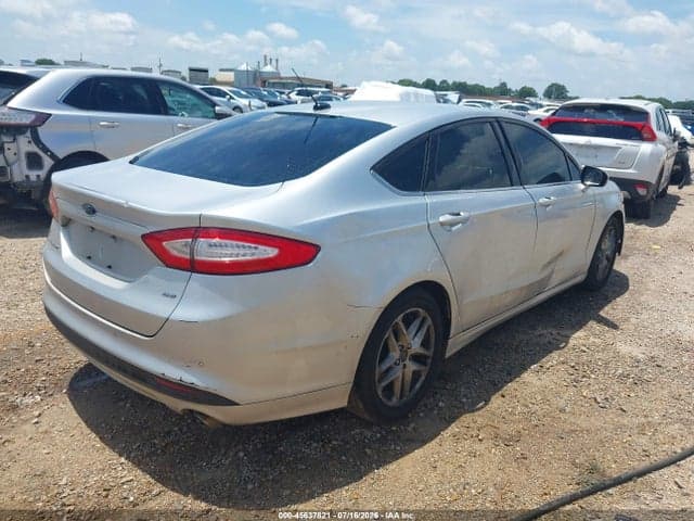 2016 FORD FUSION SE 4