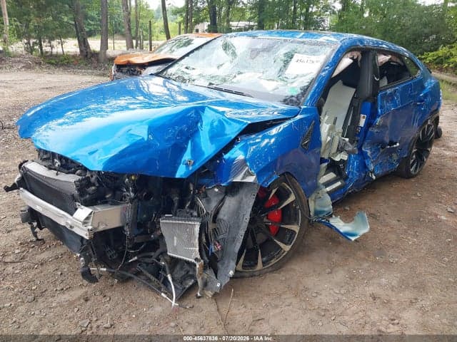 2020 LAMBORGHINI URUS 2