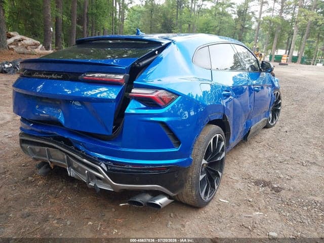 2020 LAMBORGHINI URUS 4