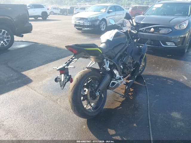 2026 HONDA CBR650 R 4