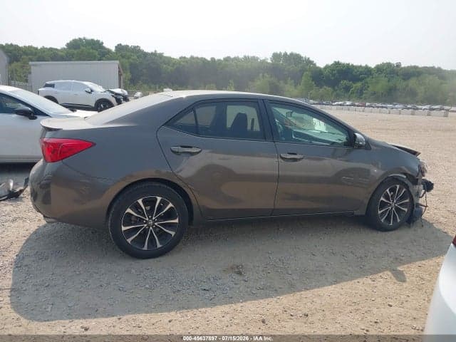 2018 TOYOTA COROLLA SE 14
