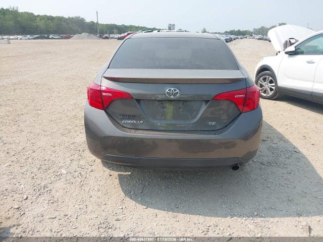 2018 TOYOTA COROLLA SE 17