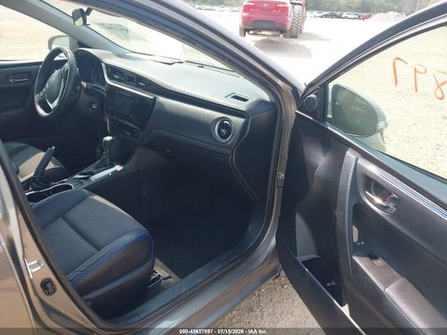 2018 TOYOTA COROLLA SE 5