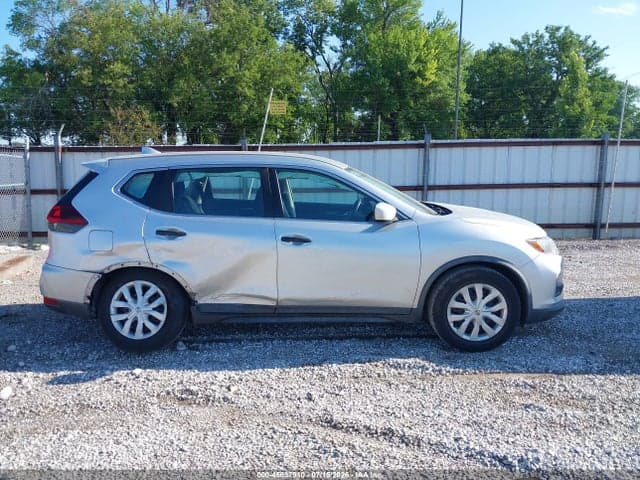 2018 NISSAN ROGUE S 13