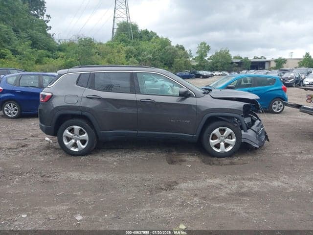 2019 JEEP COMPASS LATITUDE 4X4 13