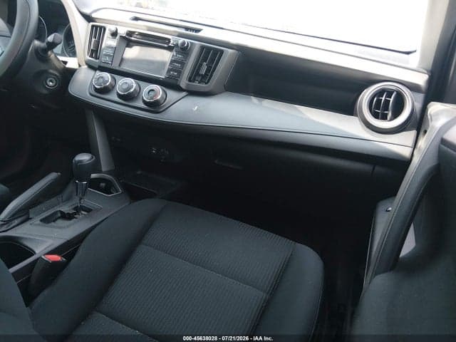2017 TOYOTA RAV4 LE 5