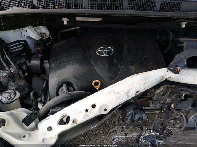 2017 TOYOTA SIENNA XLE PREMIUM 7 PASSENGER 10