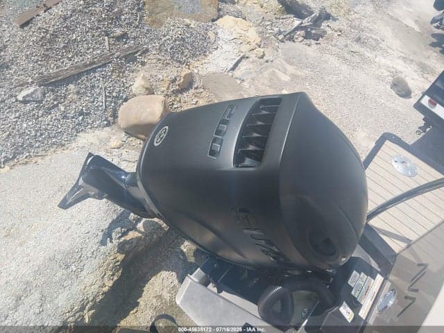 2025 AVALON PONTOON AND TRAILER 10