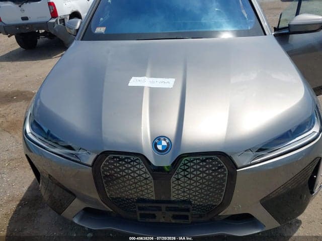2023 BMW IX XDRIVE50 10