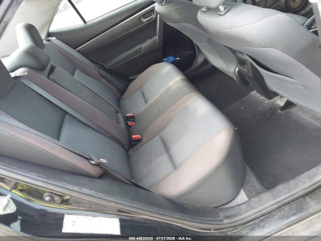 2018 TOYOTA COROLLA LE 8