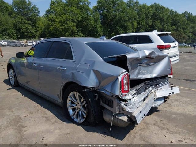 2017 CHRYSLER 300C 3