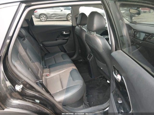 2017 KIA NIRO EX 8