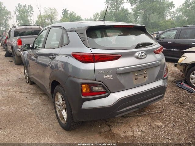 2021 HYUNDAI KONA SE 3