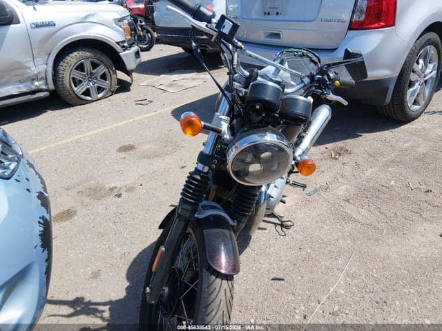 2023 ROYAL ENFIELD MOTORS INT 650 5