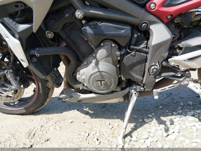 2021 TRIUMPH MOTORCYCLE STREET TRIPLE R (LRH) 9