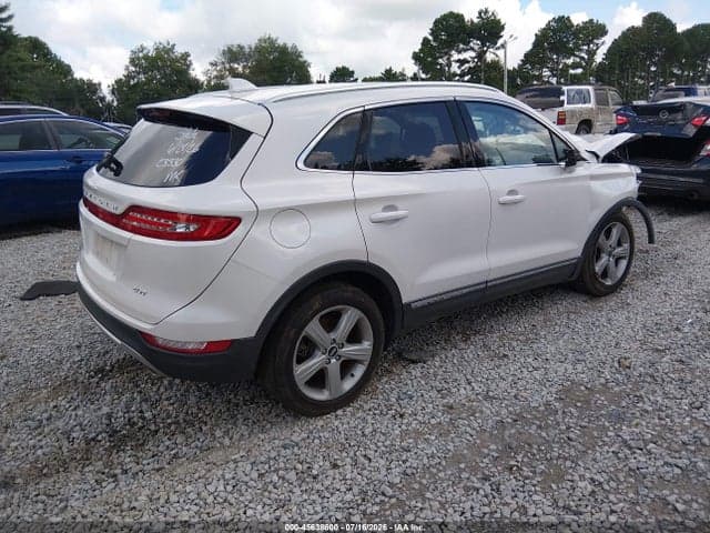 2017 LINCOLN MKC PREMIERE 4