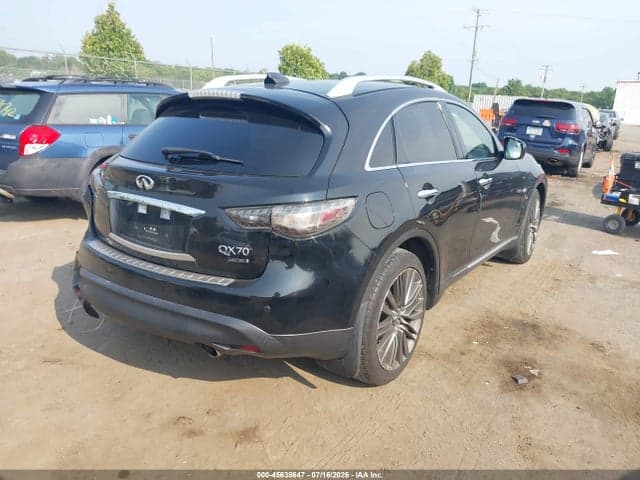 2017 INFINITI QX70 4