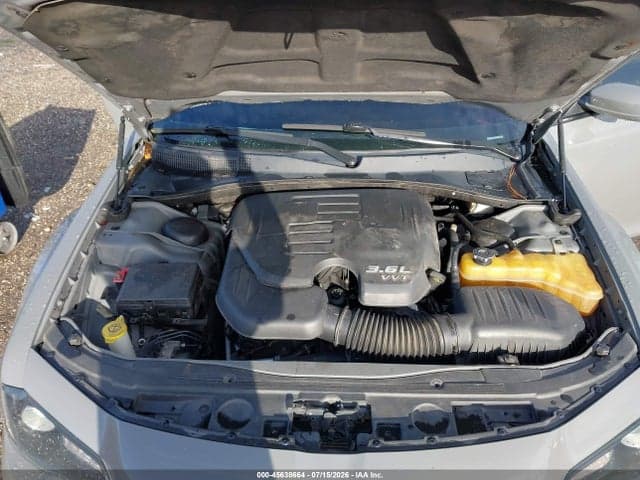2019 CHRYSLER 300 300S 10