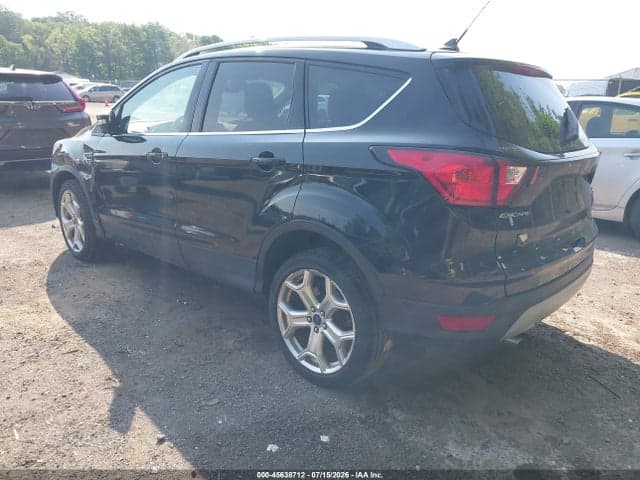 2019 FORD ESCAPE TITANIUM 3