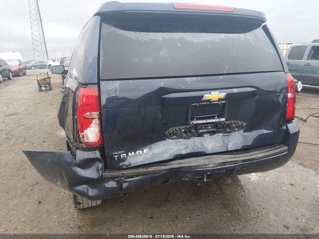 2017 CHEVROLET TAHOE LS 6
