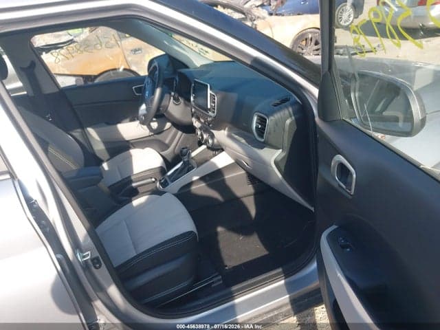 2026 HYUNDAI VENUE SEL 5
