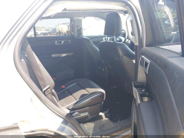 2021 FORD EXPLORER XLT 8