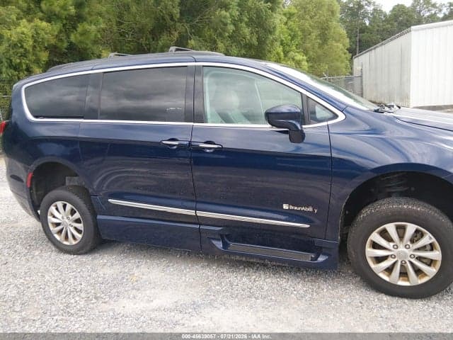 2017 CHRYSLER PACIFICA TOURING-L 14