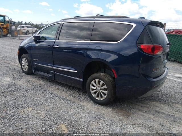 2017 CHRYSLER PACIFICA TOURING-L 3