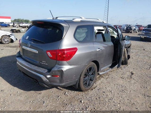 2018 NISSAN PATHFINDER PLATINUM 4