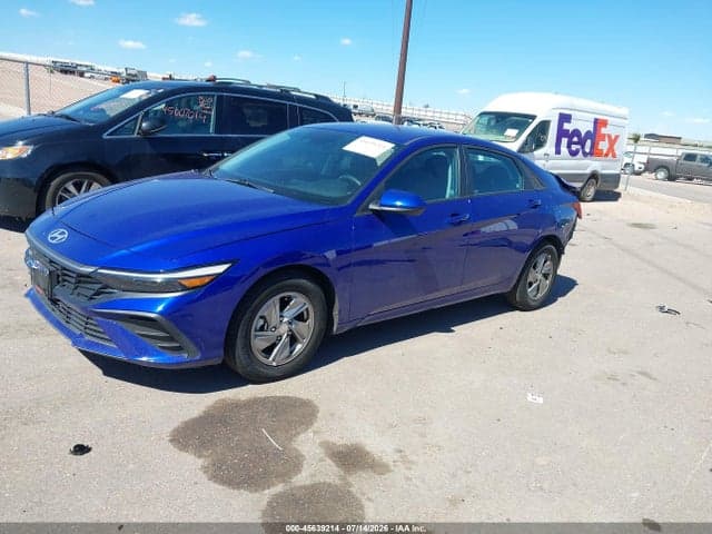 2024 HYUNDAI ELANTRA SE 2