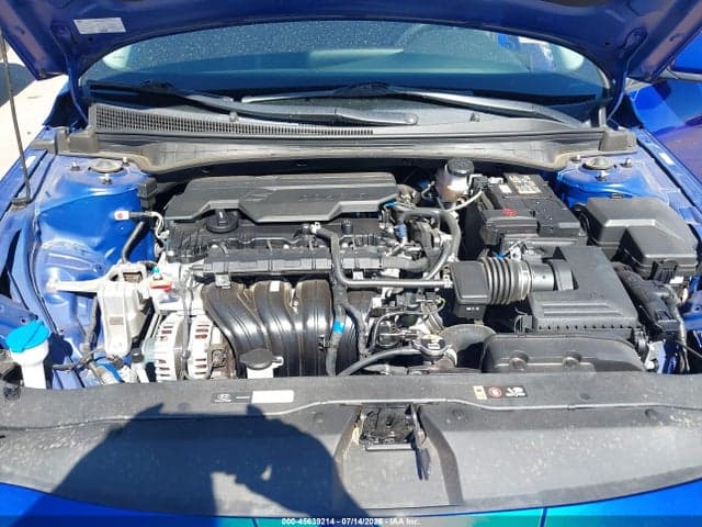 2024 HYUNDAI ELANTRA SE 10