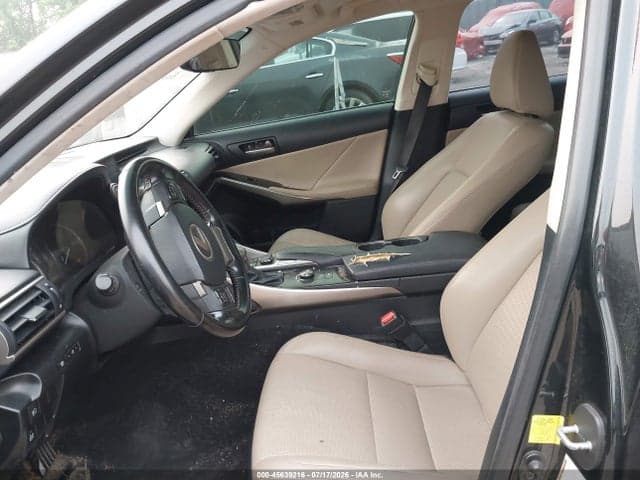 2017 LEXUS IS 300 5