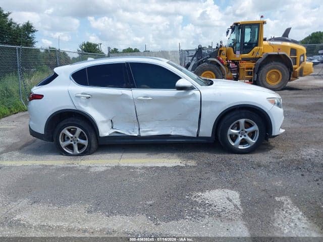 2018 ALFA ROMEO STELVIO AWD 13