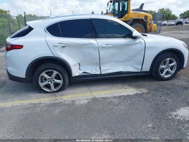 2018 ALFA ROMEO STELVIO AWD 6