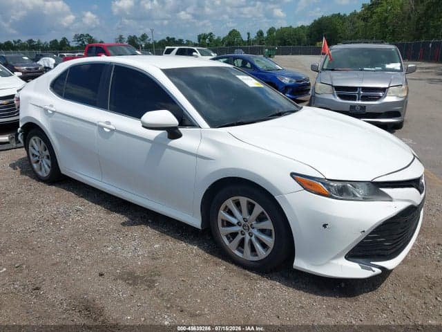 2020 TOYOTA CAMRY LE - 1