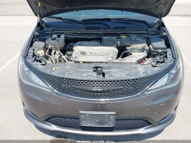 2020 CHRYSLER PACIFICA TOURING L PLUS 10