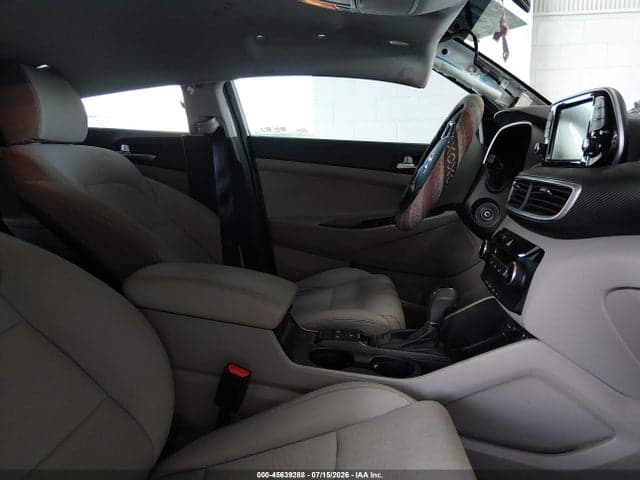 2021 HYUNDAI TUCSON SE 5