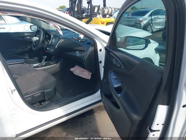 2018 CHEVROLET MALIBU LT 5