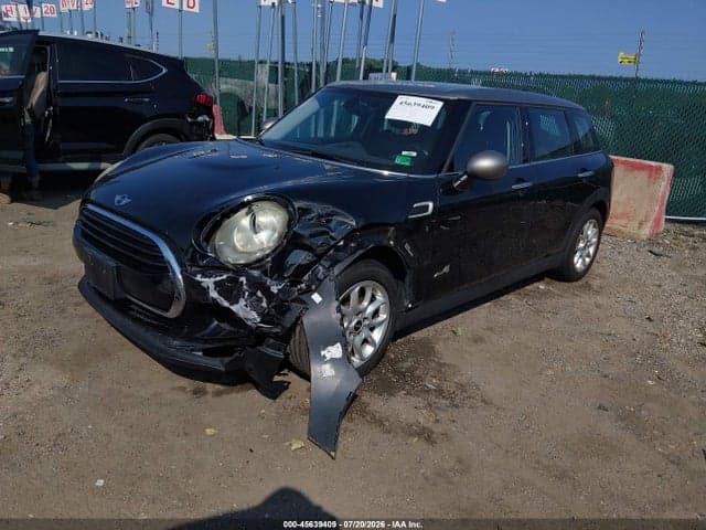 2017 MINI CLUBMAN COOPER 2
