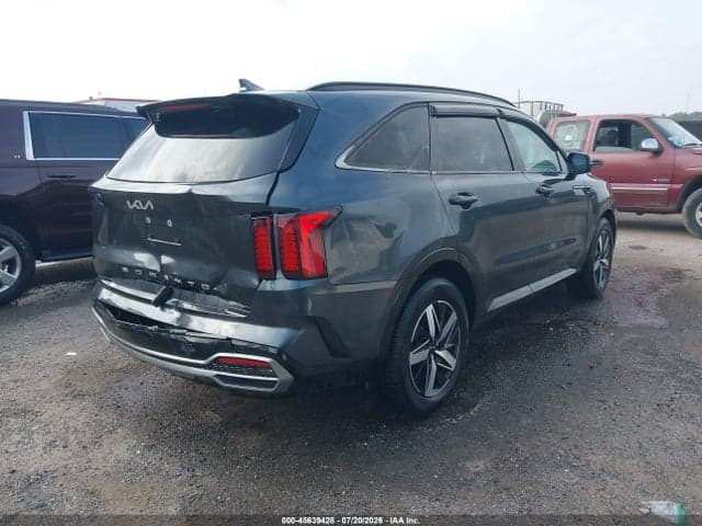 2022 KIA SORENTO S 4