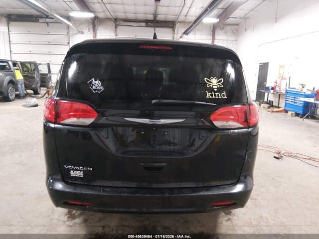 2020 CHRYSLER VOYAGER LX 16