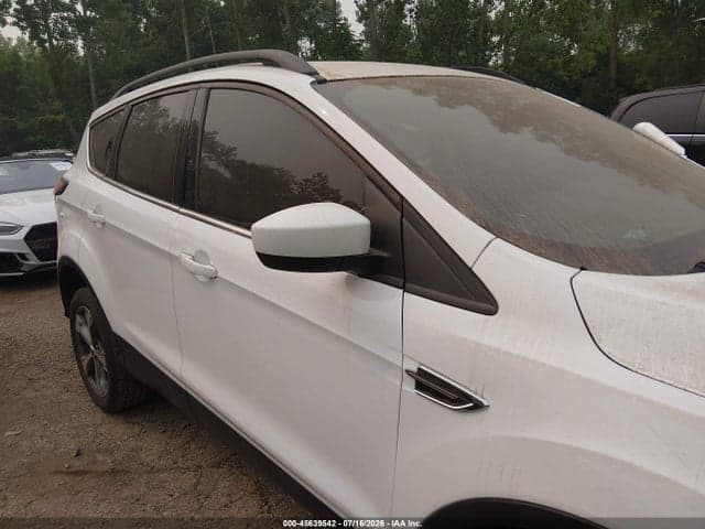 2017 FORD ESCAPE SE 13