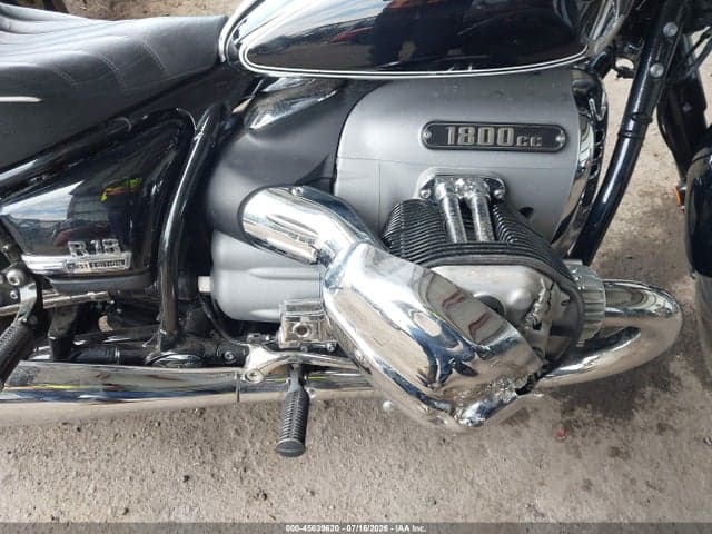 2021 BMW R18 8