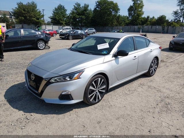 2020 NISSAN ALTIMA SR FWD 2