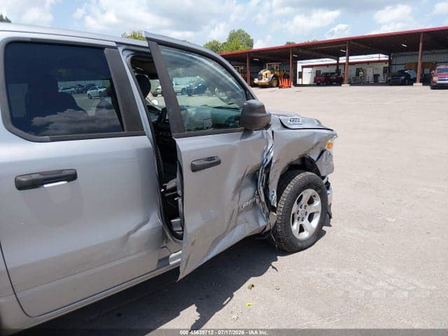 2019 RAM 1500 TRADESMAN 4X2 6'4 BOX 17
