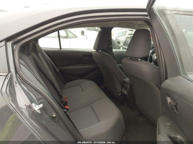 2024 TOYOTA COROLLA LE 8